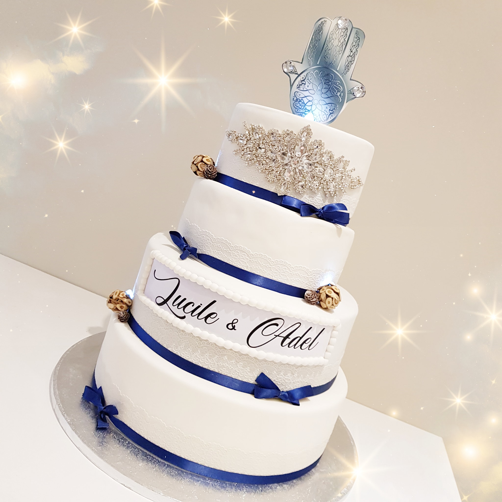 Gâteau recouvert de pâte à sucre